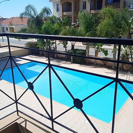 Horizon View 2 Bedroom * לרנקה